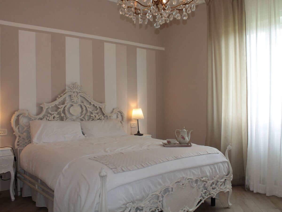 Appartement Montecarlo, piscine & parc 2000 m² - Photo 6
