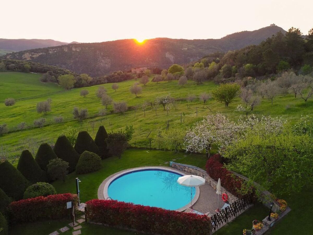 Villa Toscanienne à Montecastello avec piscine privée - Photo 13