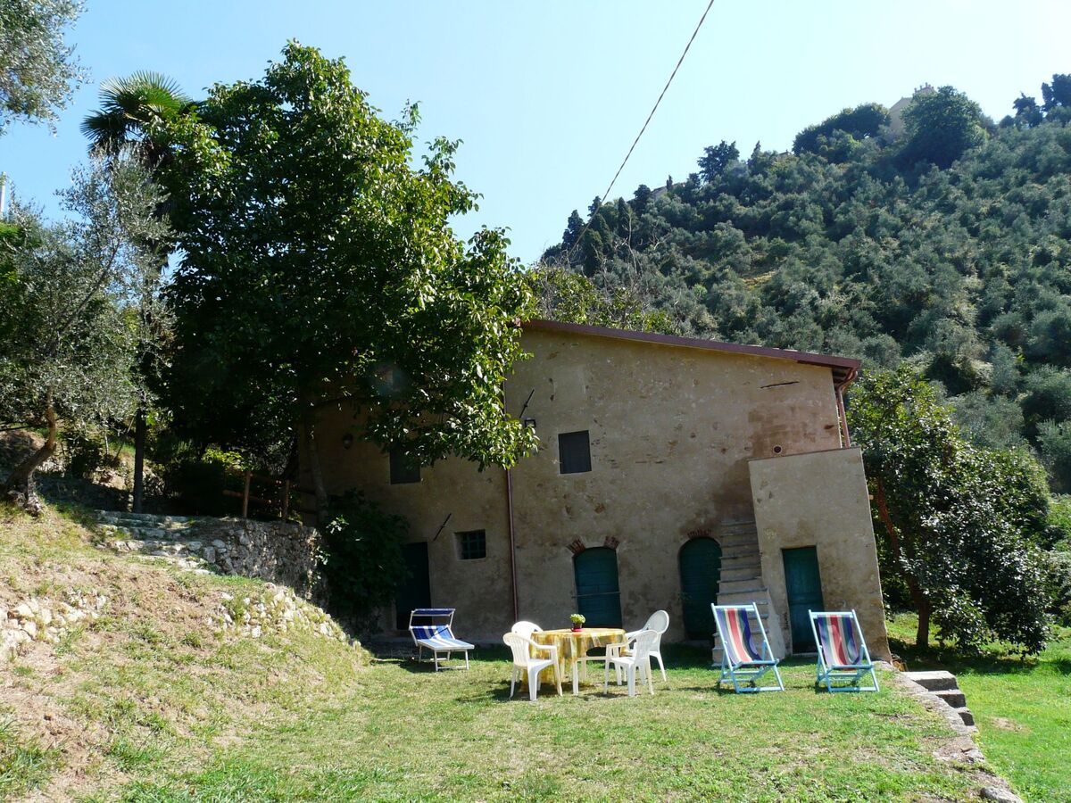 Graceland, maison de campagne à Camaiore avec jardin - Photo 1