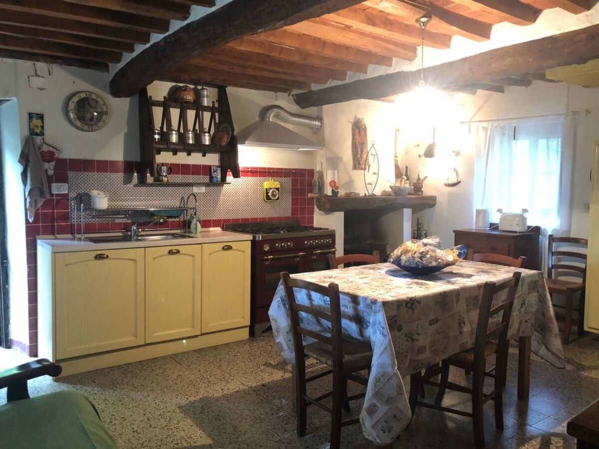 Graceland, maison de campagne à Camaiore avec jardin - Photo 11