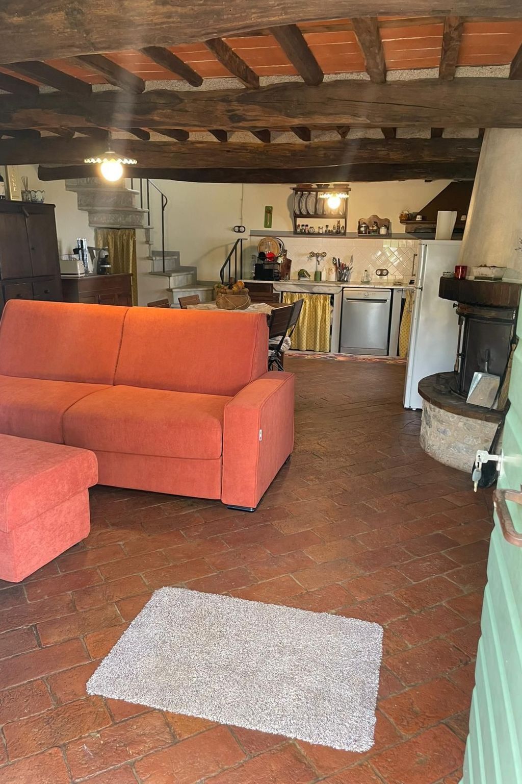 Rustico rénové en Toscane avec vue mer et jacuzzi - Photo 8
