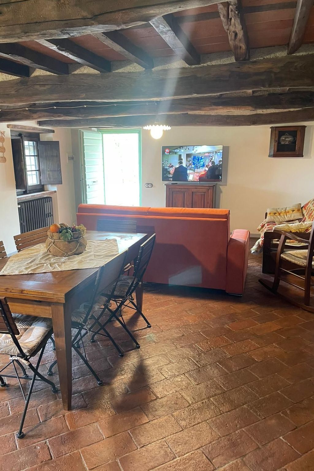 Rustico rénové en Toscane avec vue mer et jacuzzi - Photo 16