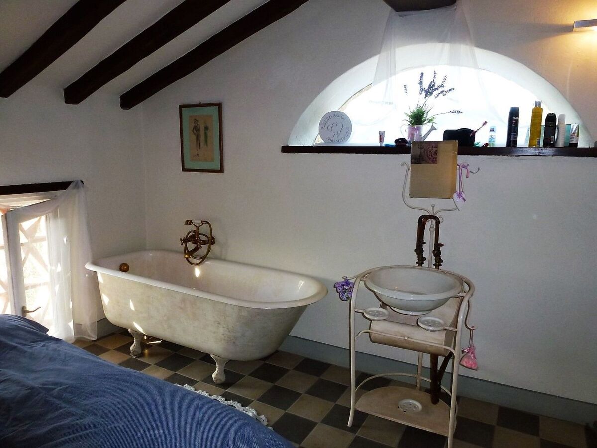 Maison rénovée avec piscine privée à Camaiore - Photo 18