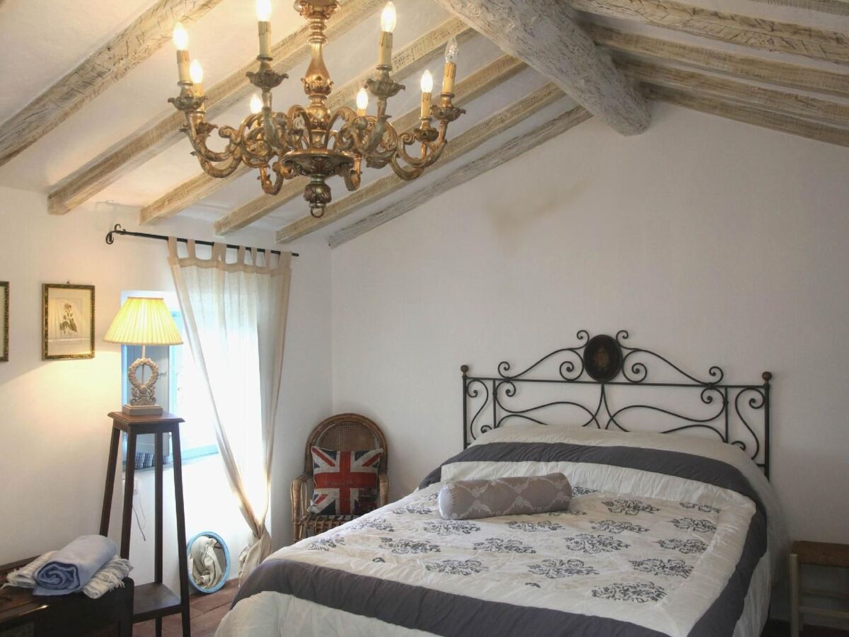 Maison Giaggioli – Rustico 3 étages, jardin & terrasse - Photo 3