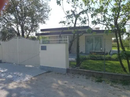 mit Garten, Grill und Terrasse, Maison 4 personnes à Camaiore - Photo 6