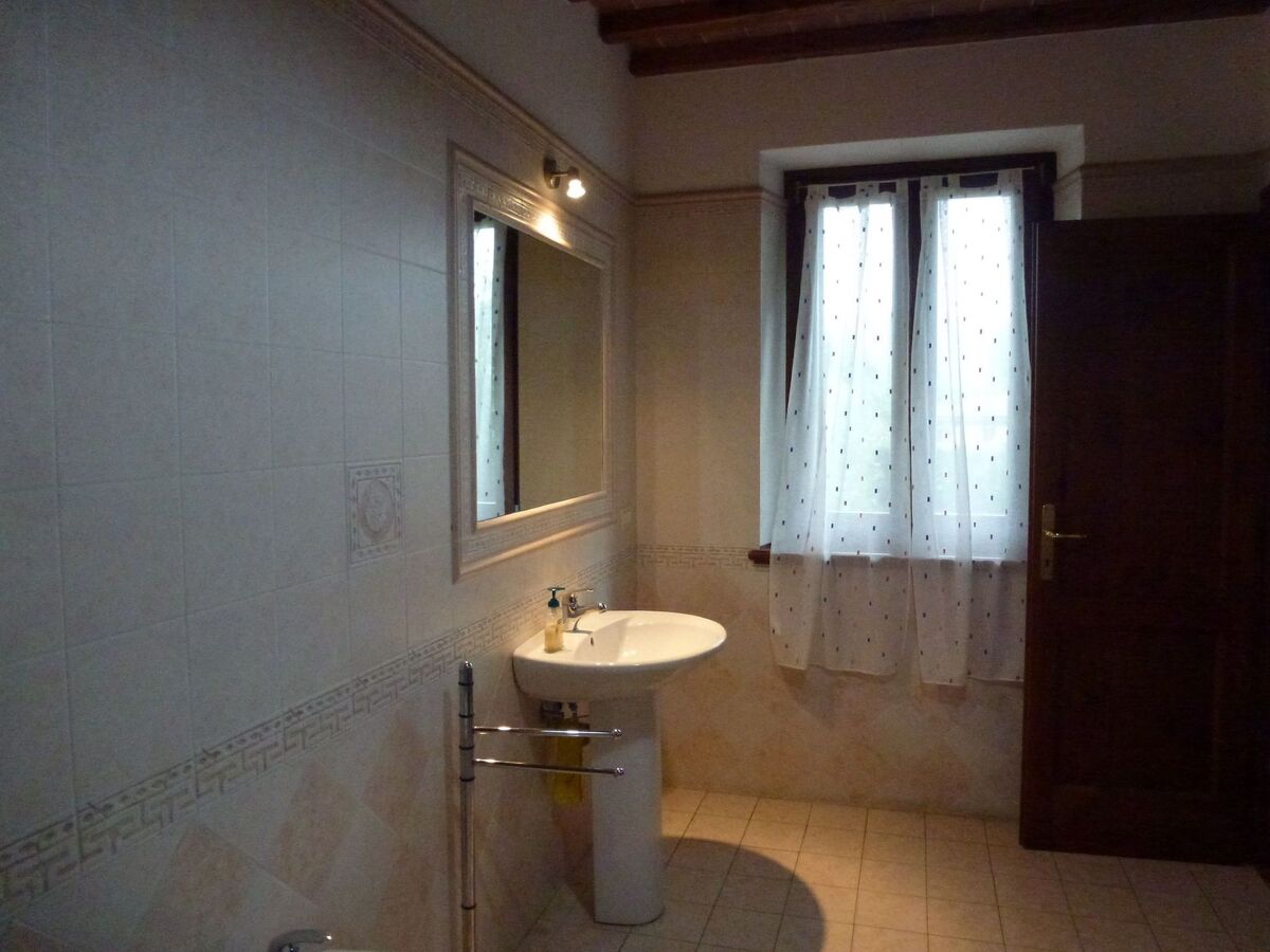 Maison 3 chambres avec grand jardin à Camaiore - Photo 22