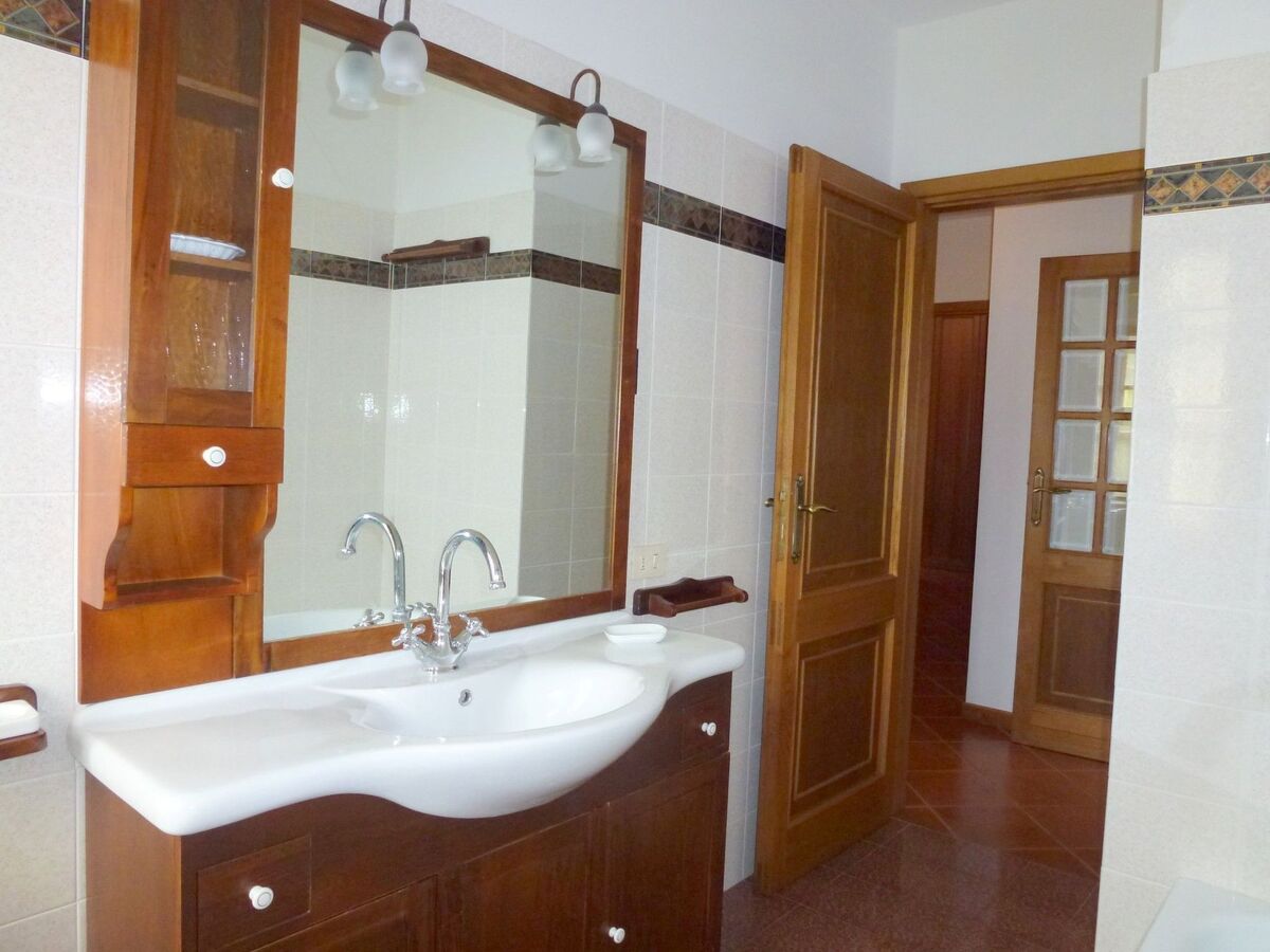 Appartement Natalia Sopra – Piscine & Terrasse à Camaiore - Photo 13