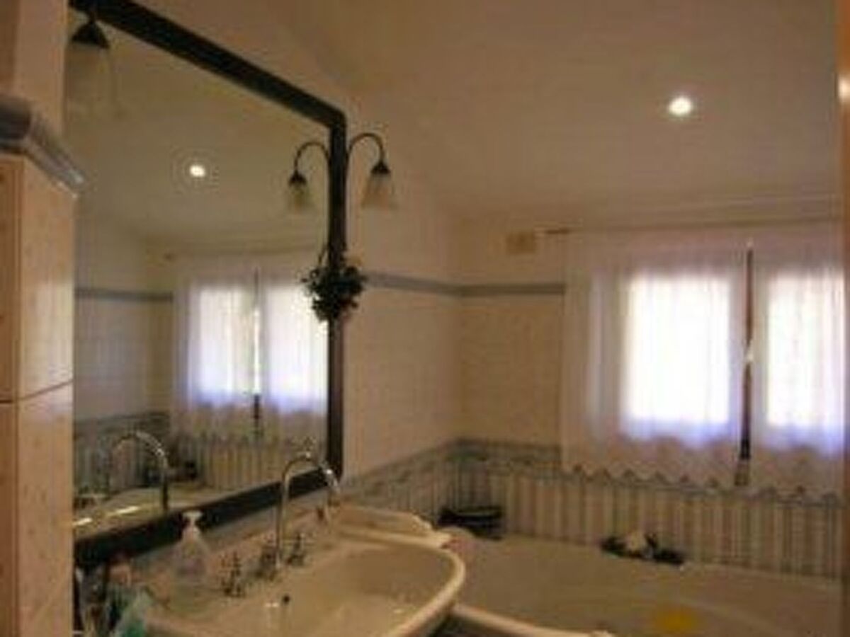 Villa 7 chambres avec piscine couverte à Camaiore - Photo 8