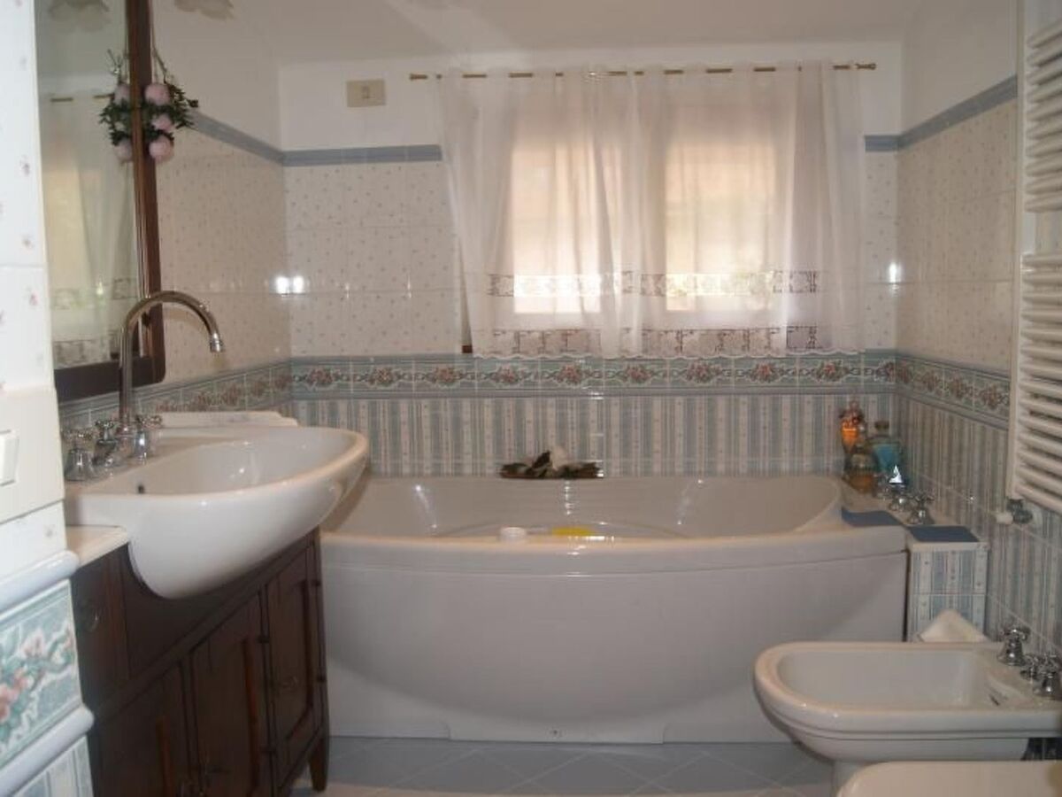 Villa 7 chambres avec piscine couverte à Camaiore - Photo 11