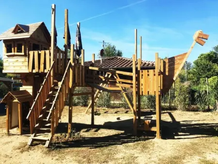 Mobilhome sur camping en forêt, à 900 m de la mer, Viareggio : photo 34