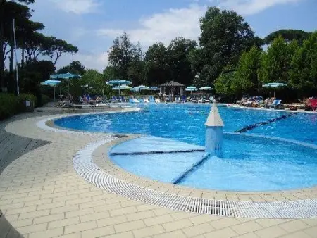 Mobilhome de luxe à 900 m de la mer, camping Viareggio : photo 15