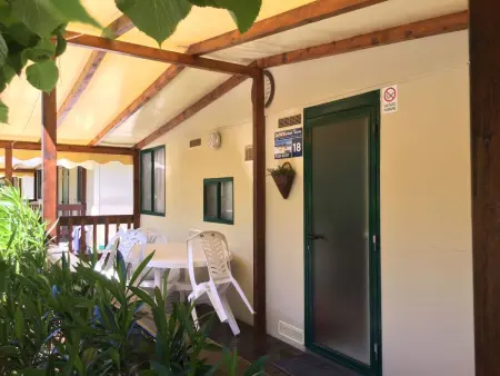Mobil-home avec piscine à 900 m de la mer, près de Viareggio : photo 4