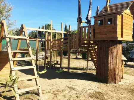 Mobil-home avec piscine à 900 m de la mer, près de Viareggio : photo 36