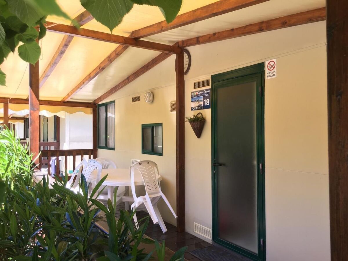 Mobil-home 5 pers. à Viareggio, 900m de la mer - Photo 5