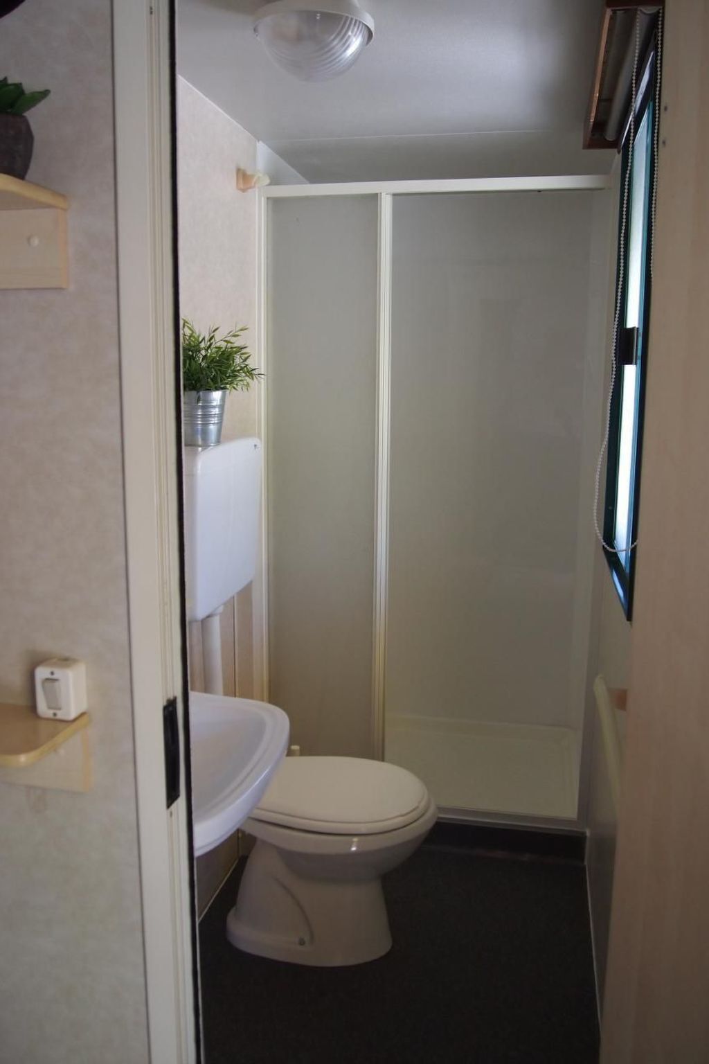 Mobil-home 5 pers. à Viareggio, 900m de la mer - Photo 13