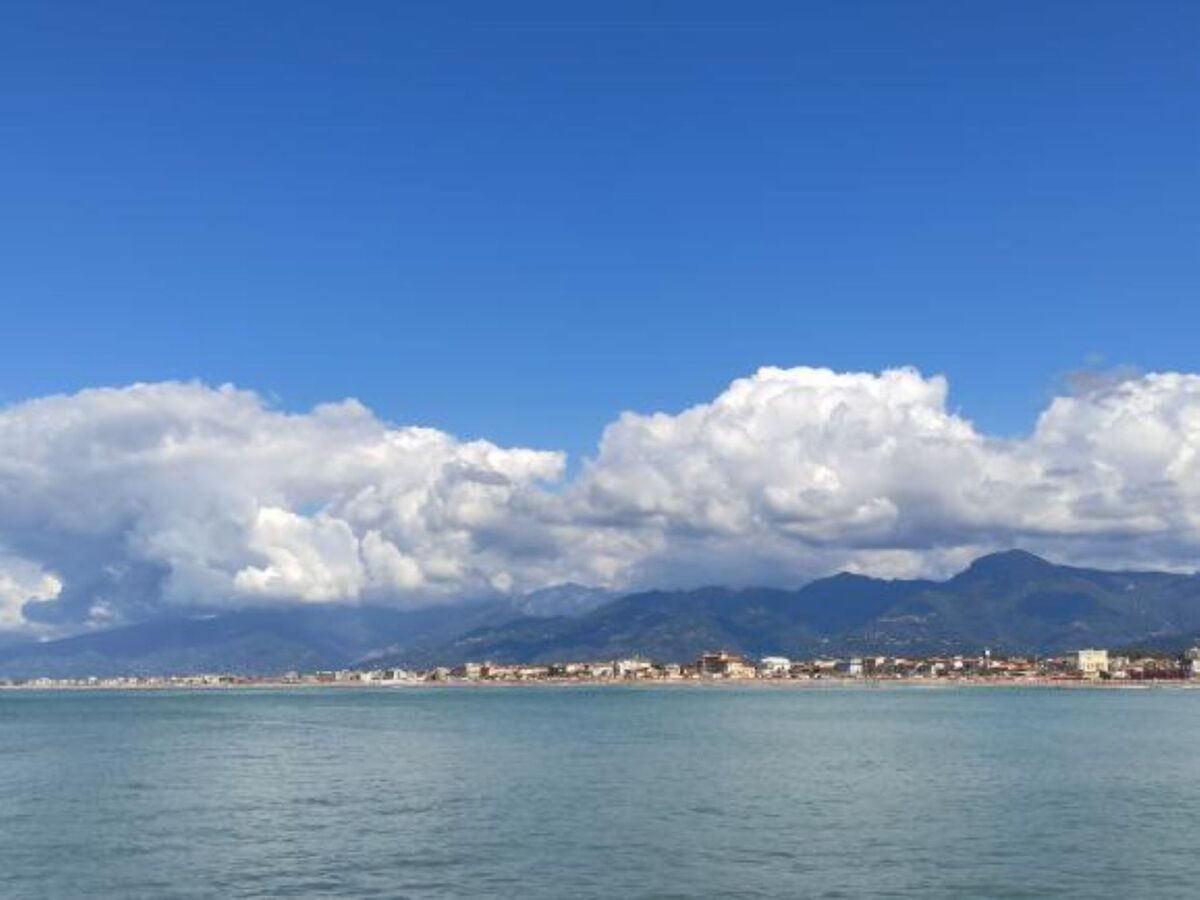 Appartement 150m² à Viareggio, 450m de la plage - Photo 2