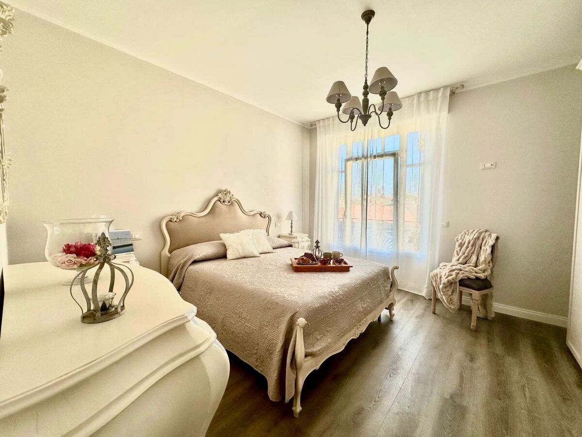 Appartement 150m² à Viareggio, 450m de la plage - Photo 21