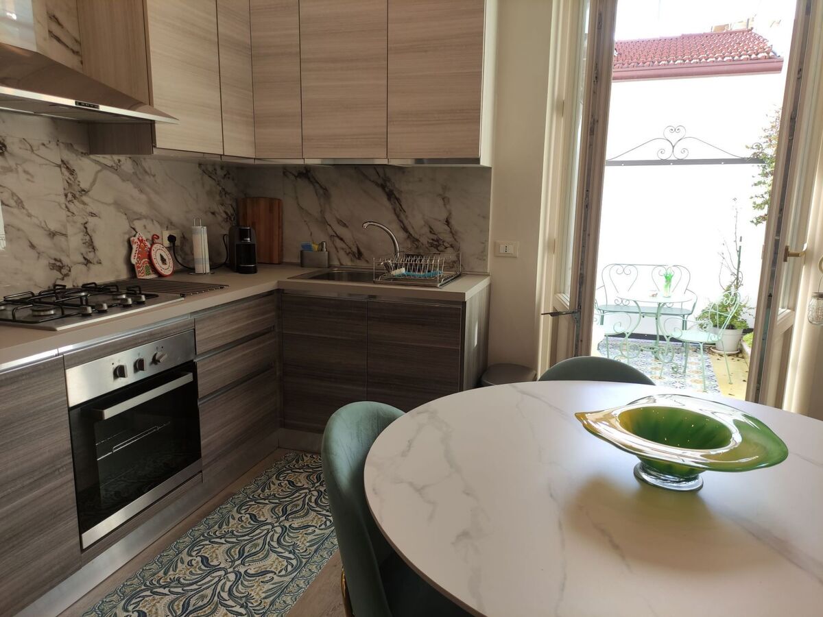 Appartement 150m² à Viareggio, 450m de la plage - Photo 33