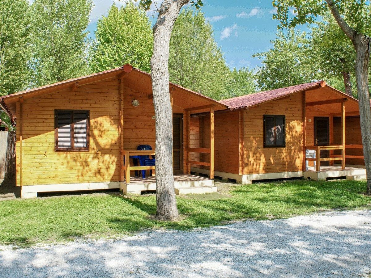 Bungalow en bois avec veranda, 800 m de la plage - Photo 5