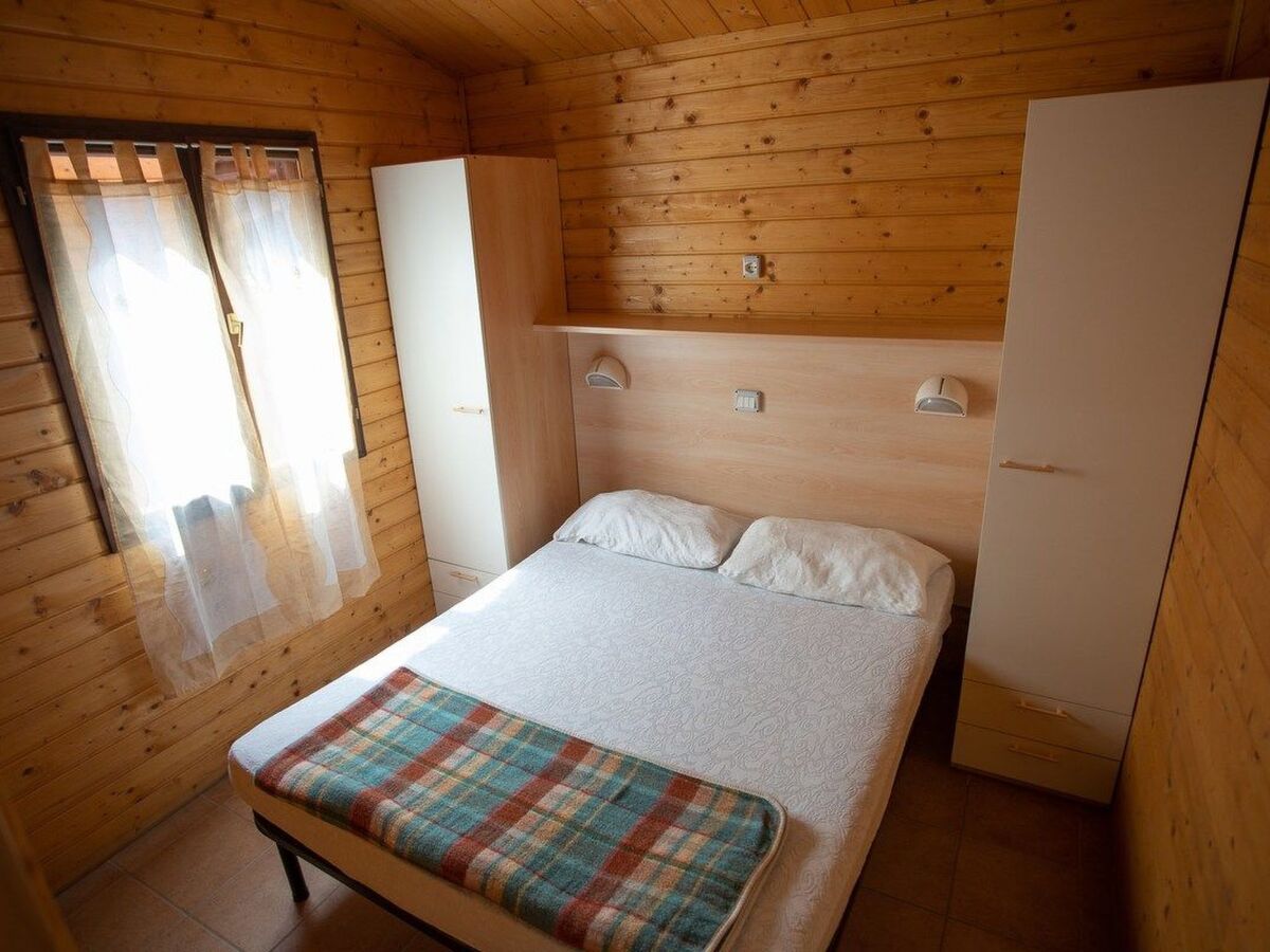 Bungalow en bois avec veranda, 800 m de la plage - Photo 12