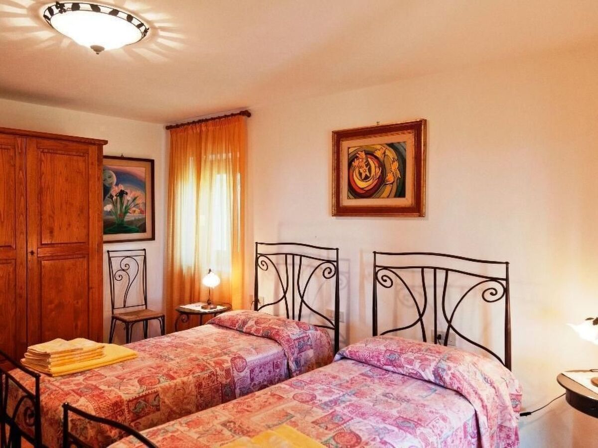 Podere Pilar : farmhouse toscane 14 pers, piscine panoramique - Photo 9