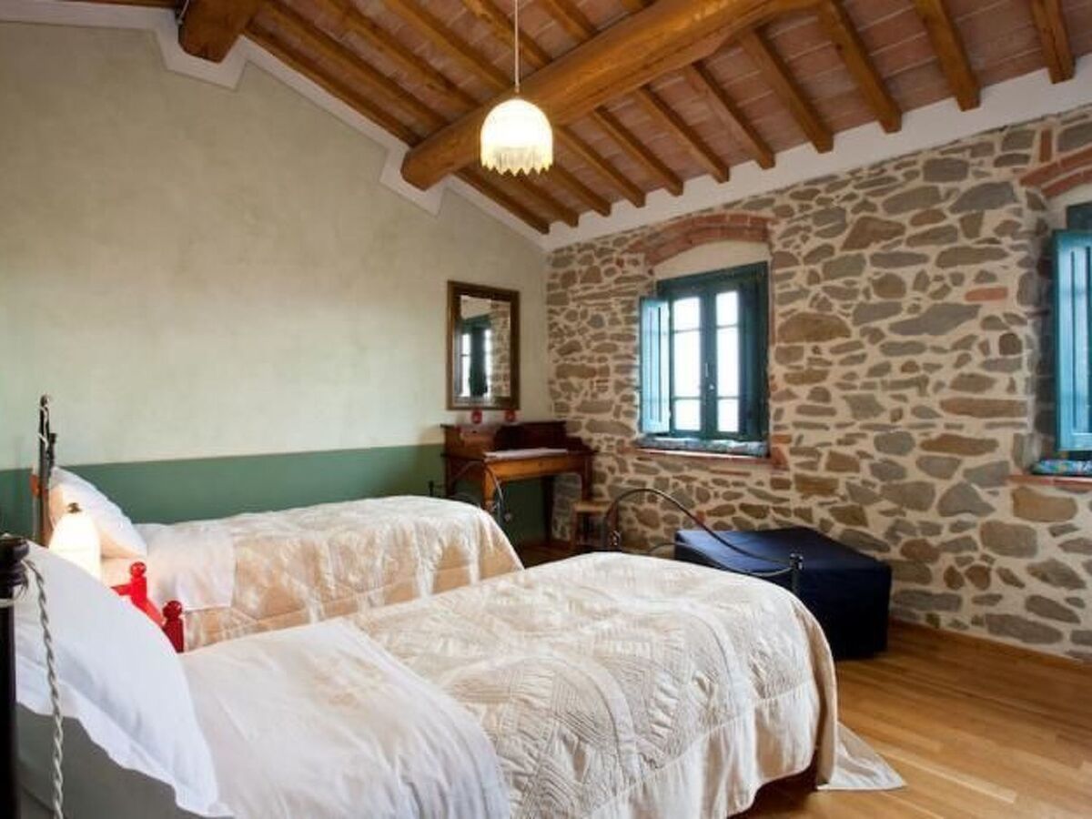 Appartement Lorenzo sur deux étages avec piscine à Vinci - Photo 9