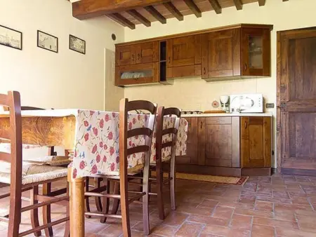Appartement 7 pers., 3 ch. à Anghiari, jardin privé : photo 2