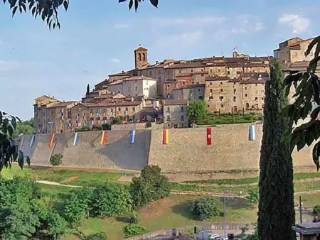 Appartement 7 pers., 3 ch. à Anghiari, jardin privé : photo 20