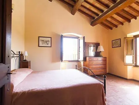 Petit appartement avec vue sur oliveraie à Anghiari : photo 7