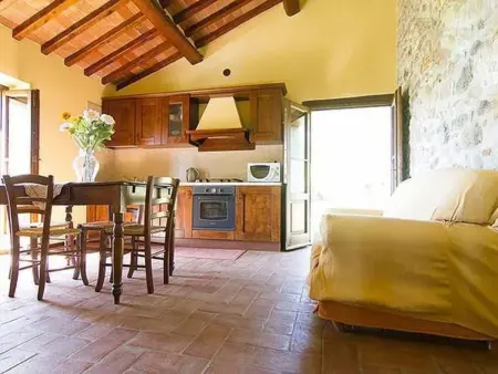 Petit appartement avec vue sur oliveraie à Anghiari : photo 9