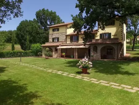 Villa Ferraguzzo – Ferme toscane du XVIIIe avec piscine, Anghiari : photo 10