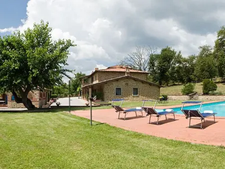 Appartement 6 pers. à Bucine, piscine et grand jardin : photo 2