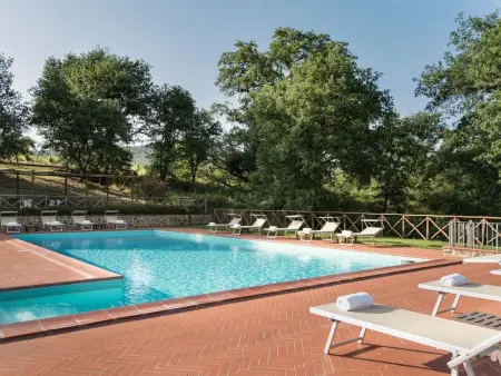 Appartement 6 pers. à Bucine, piscine et grand jardin : photo 3