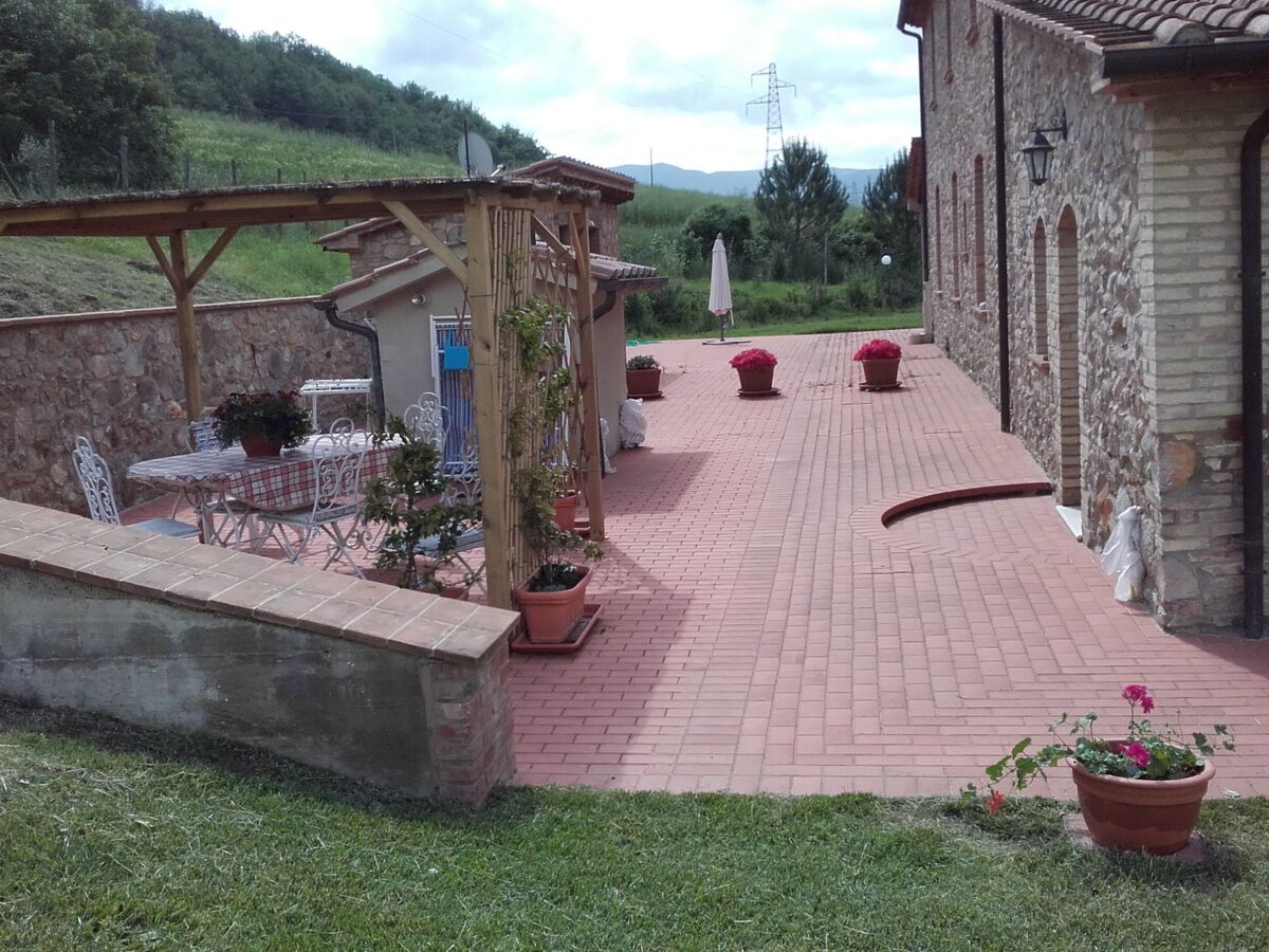 Appartement en maison rurale rénovée, jardin 300 m² à Montecatini - Photo 9
