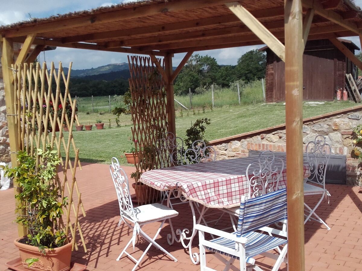 Appartement en maison rurale rénovée, jardin 300 m² à Montecatini - Photo 10