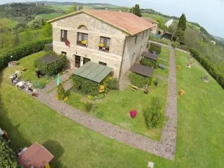 Location maison à Volterra, Schönes Ferienhaus in Volterra mit Großem Garten