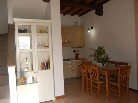 Schönes Ferienhaus in Volterra mit Großem Garten - Photo 13