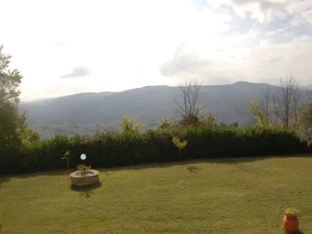 Schönes Ferienhaus in Volterra mit Großem Garten - Photo 24