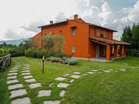 Appartement Portico T5 avec piscine à Reggello