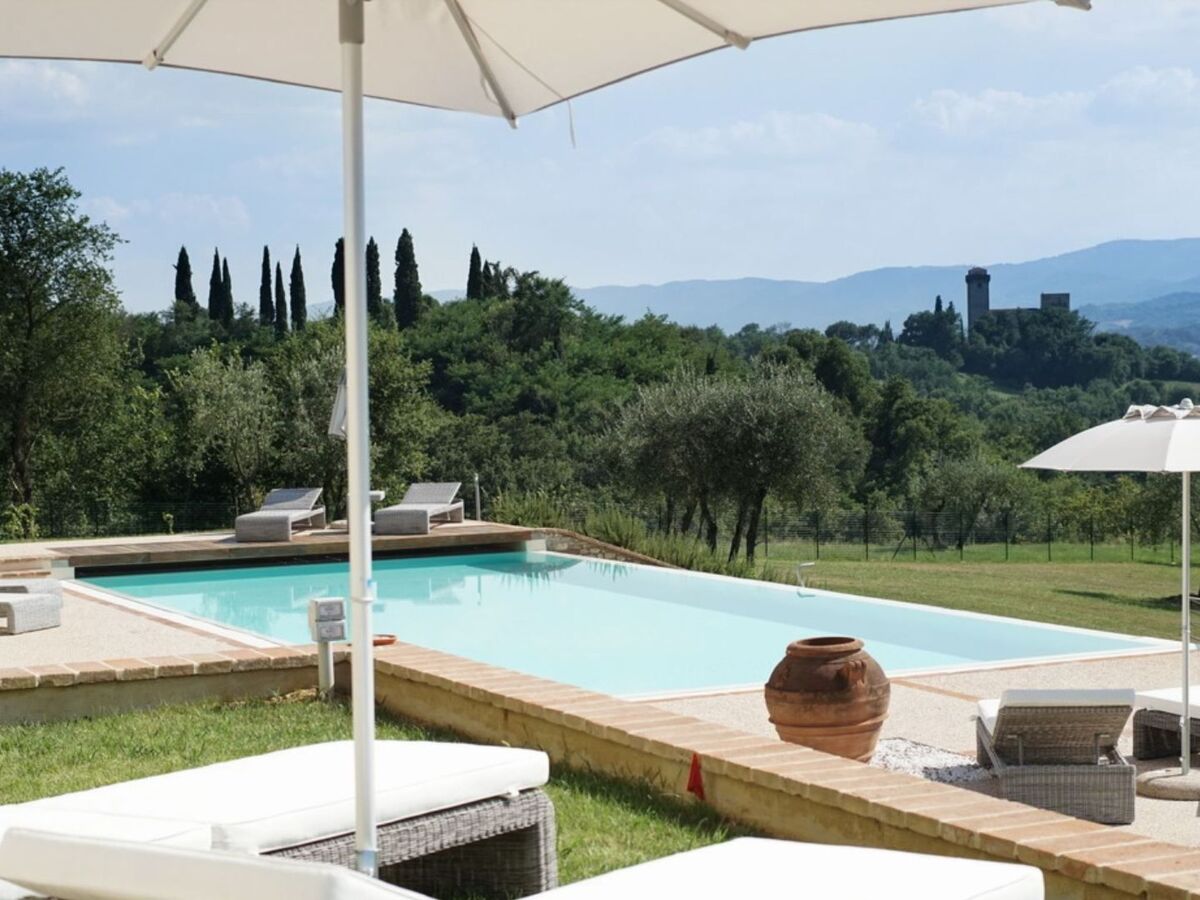 Villa Bianca - 9 chambres, piscine infinie à Reggello - Photo 1