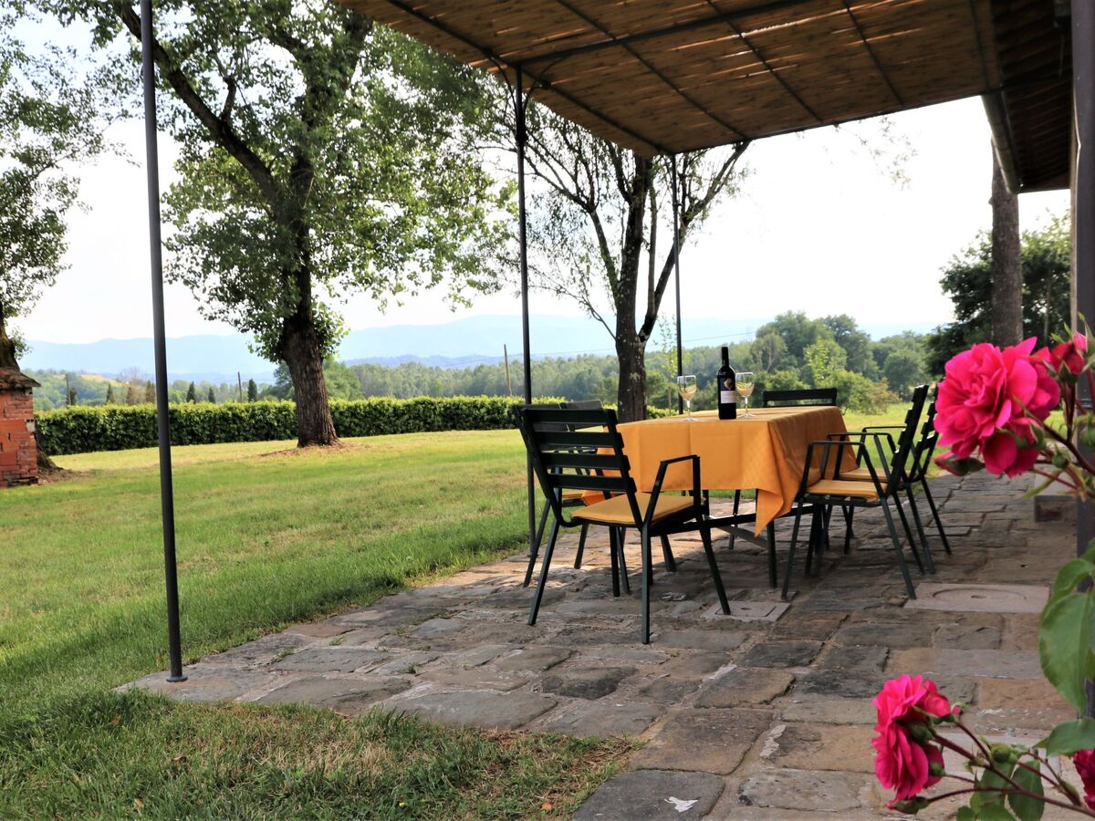 Maison Mavì à Reggello, patio privé et piscine - Photo 12