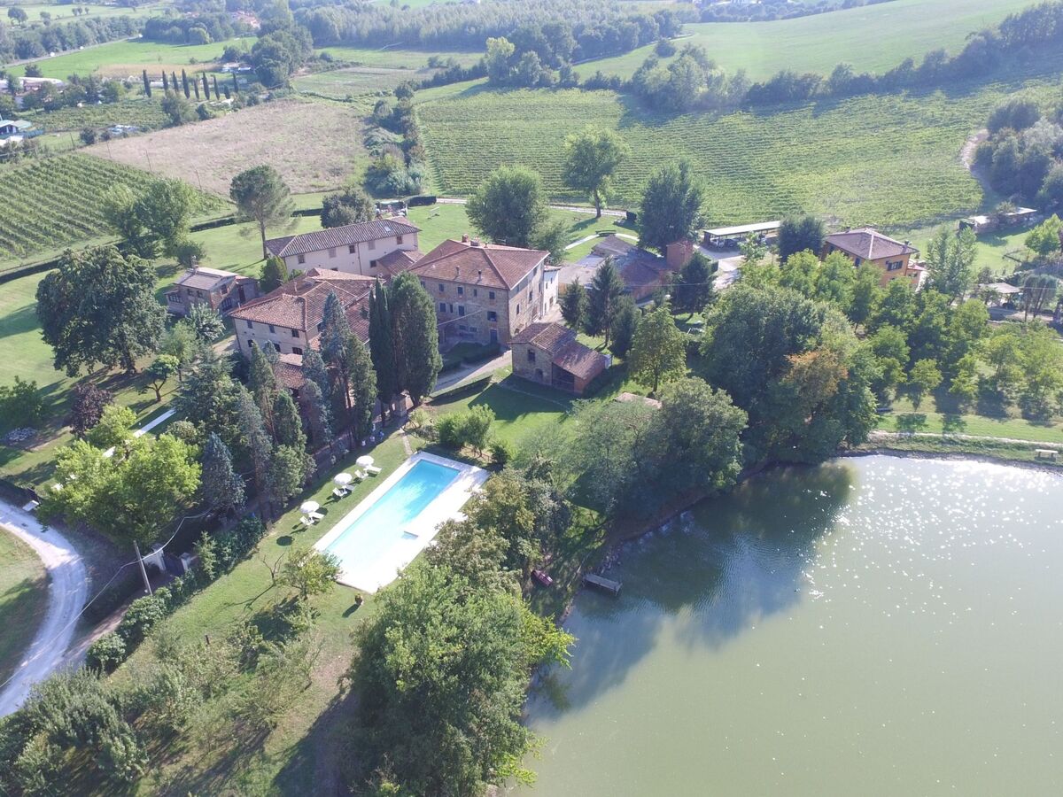 Maison Mavì à Reggello, patio privé et piscine - Photo 31