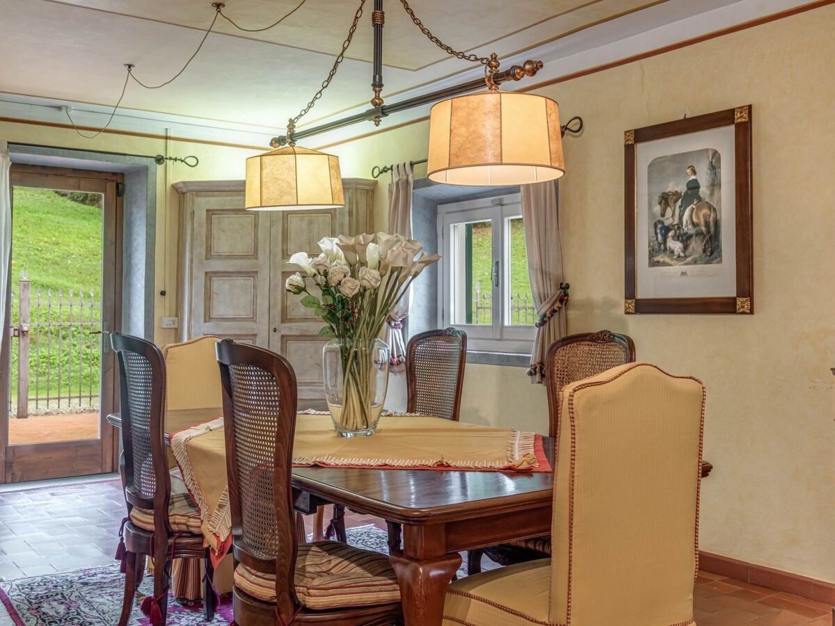 Villa Fattoria à Reggello, 6 chambres, piscine chauffable - Photo 17
