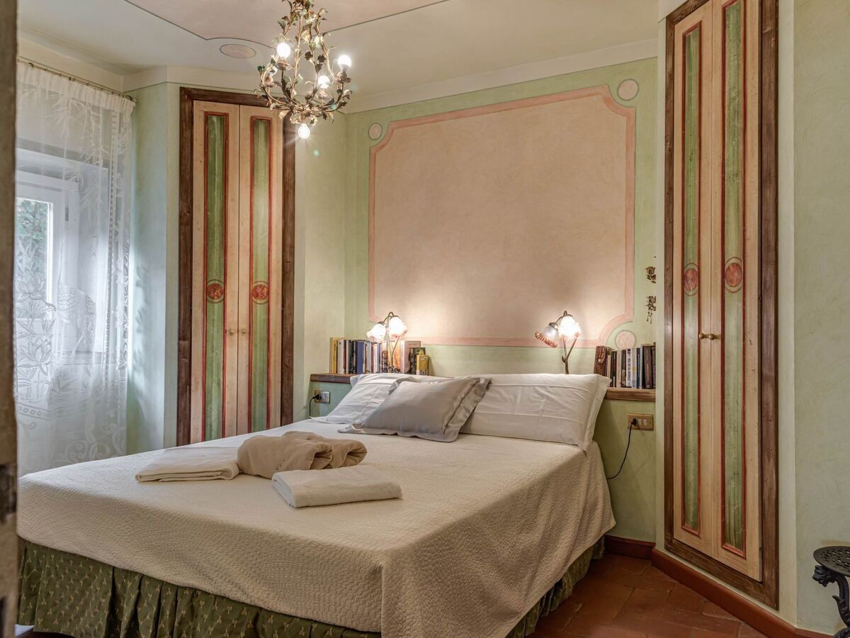 Villa Fattoria à Reggello, 6 chambres, piscine chauffable - Photo 21