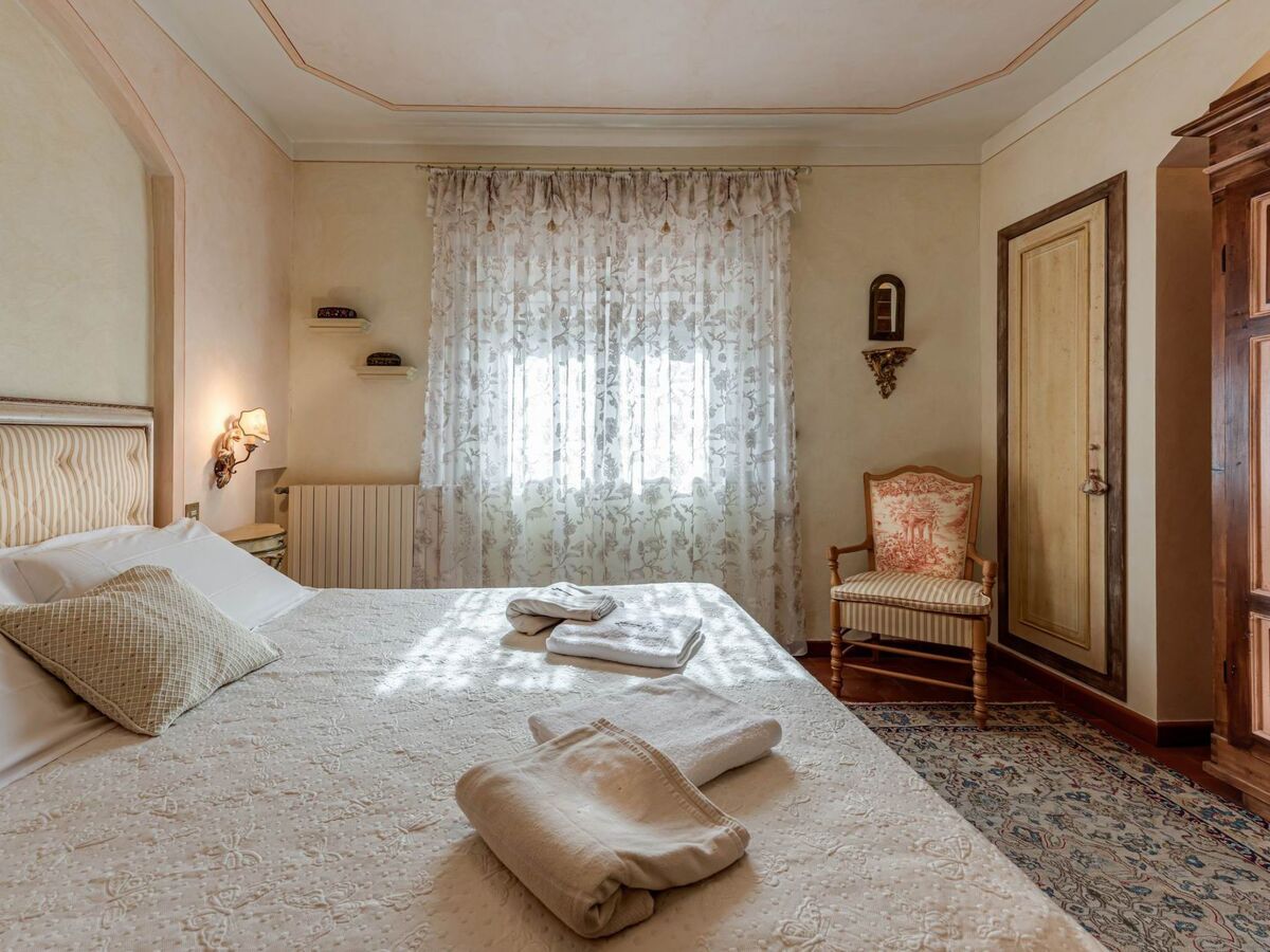 Villa Fattoria à Reggello, 6 chambres, piscine chauffable - Photo 24
