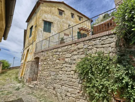 Villa 'La Canonica' mit Gemeinschaftspool, Maison 8 personnes à Palaia - Photo 2