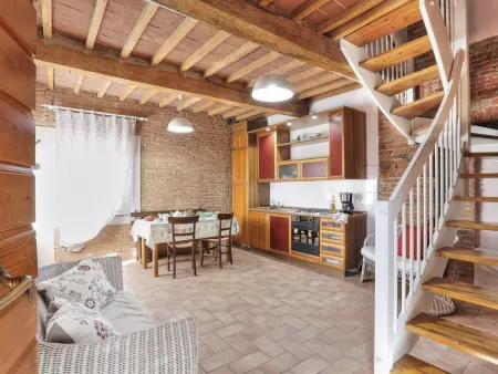 'Historic Palace' mit Terrasse, Maison 16 personnes à Palaia - Photo 16