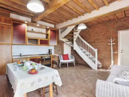 'Historic Palace' mit Terrasse, Maison 16 personnes à Palaia - Photo 17