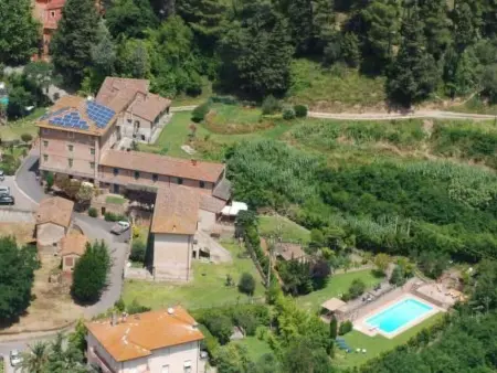 'Historic Palace' mit Terrasse, Maison 16 personnes à Palaia - Photo 42