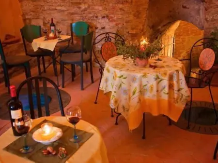 'Historic Palace' mit Terrasse, Maison 16 personnes à Palaia - Photo 55